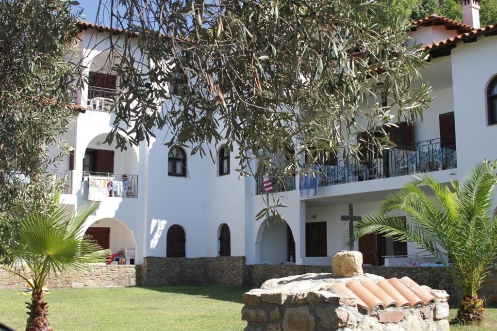 Vour 52 Apartment Vourvourou Bagian luar foto