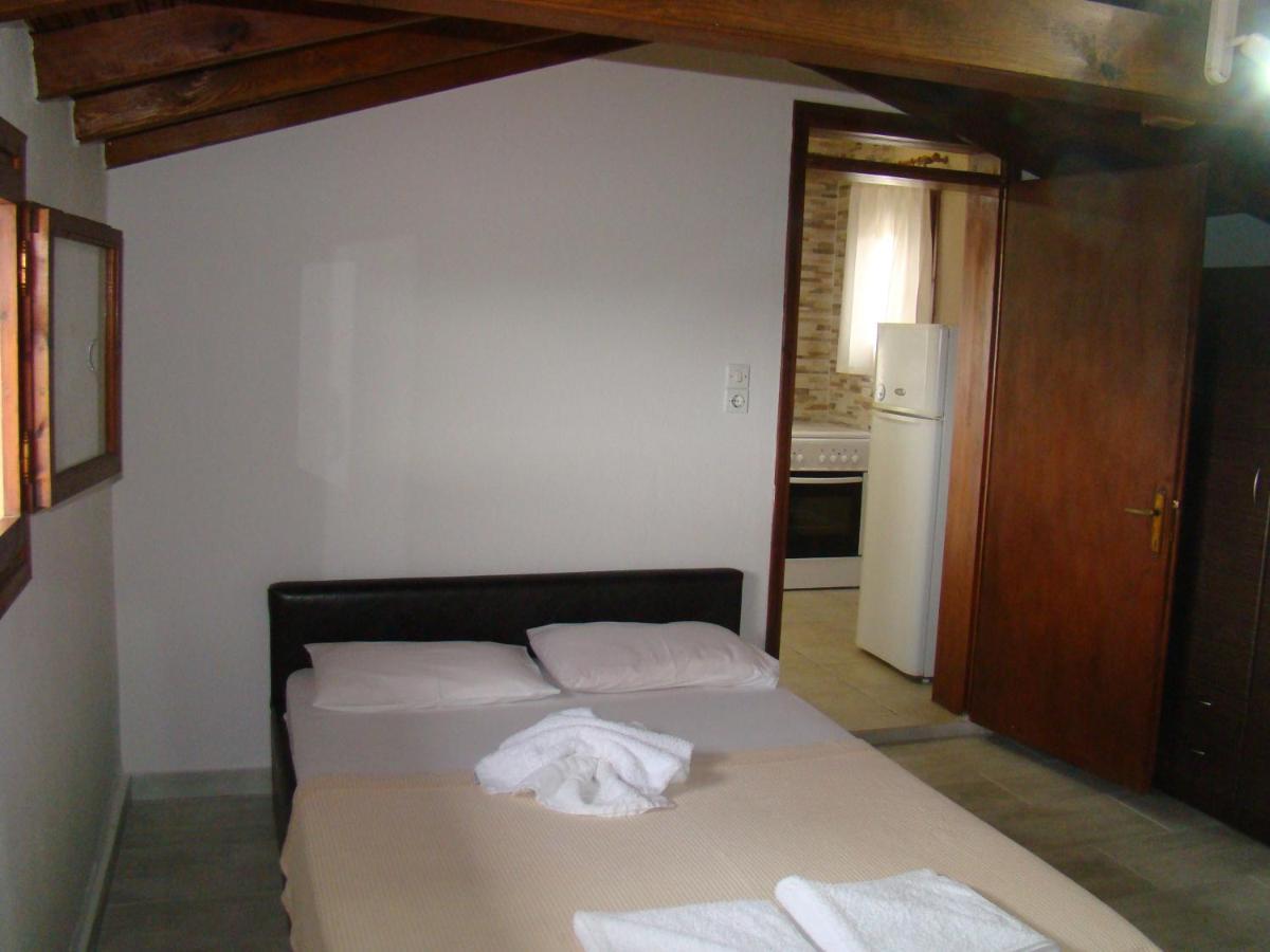 Vour 52 Apartment Vourvourou Bagian luar foto