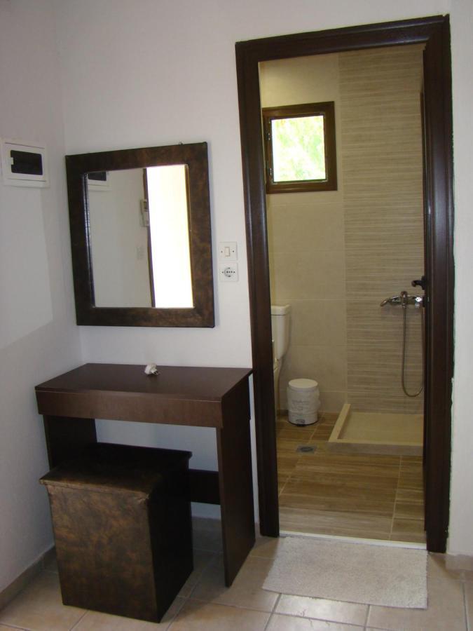 Vour 52 Apartment Vourvourou Bagian luar foto