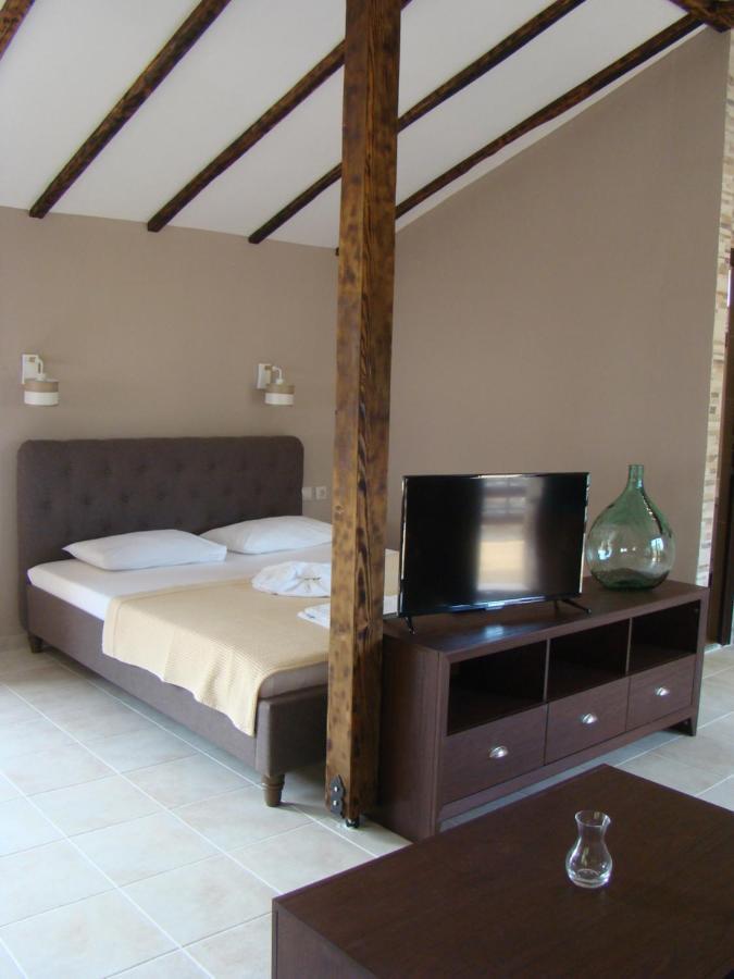 Vour 52 Apartment Vourvourou Bagian luar foto